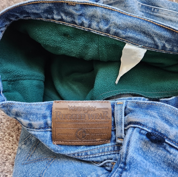 Wrangler Fleece Lined Jeans Mens 34x31 Rugged Wear Light Wash Straight Leg - Picture 3 of 8